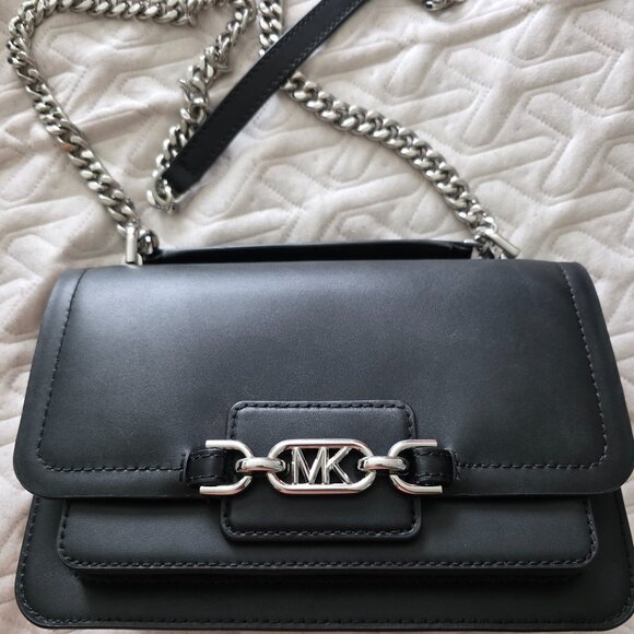 Michael Kors Purse - Picture 1 of 5